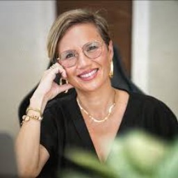 Portrait de Dr Anne Lucas